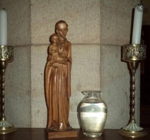 virgin mary statute in anglican church
